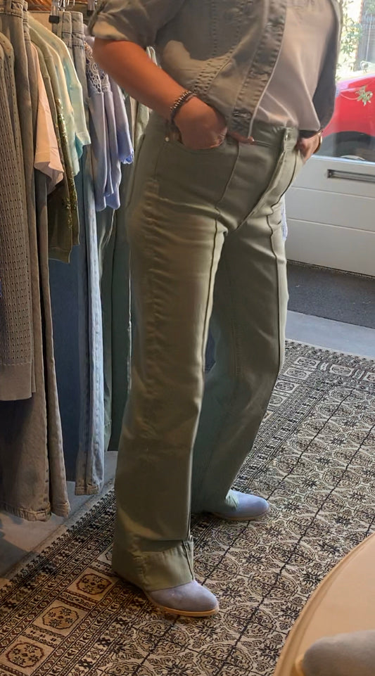 Yest broek olive hoog model