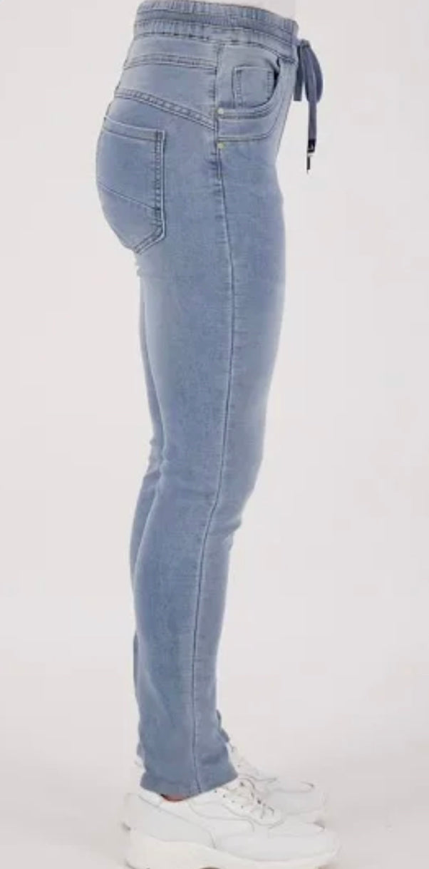 COJ jog jeans
