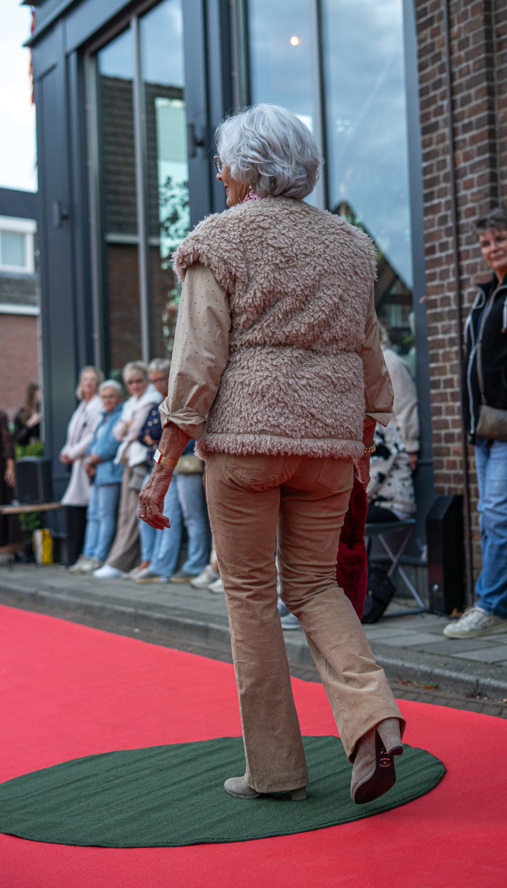 Ivy Beau bont gilet zand