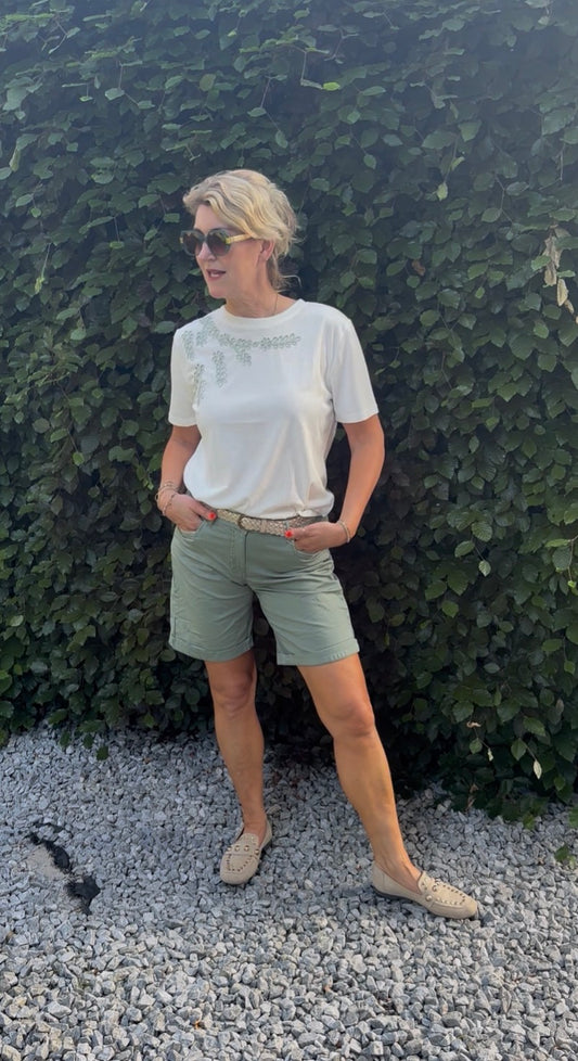 Bermuda / korte broek groen incl riem