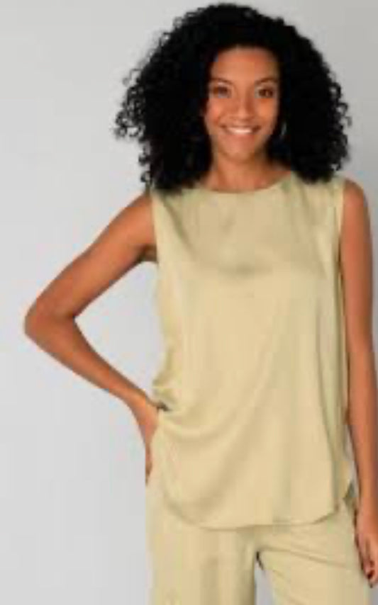 Yest mouwloze top olive