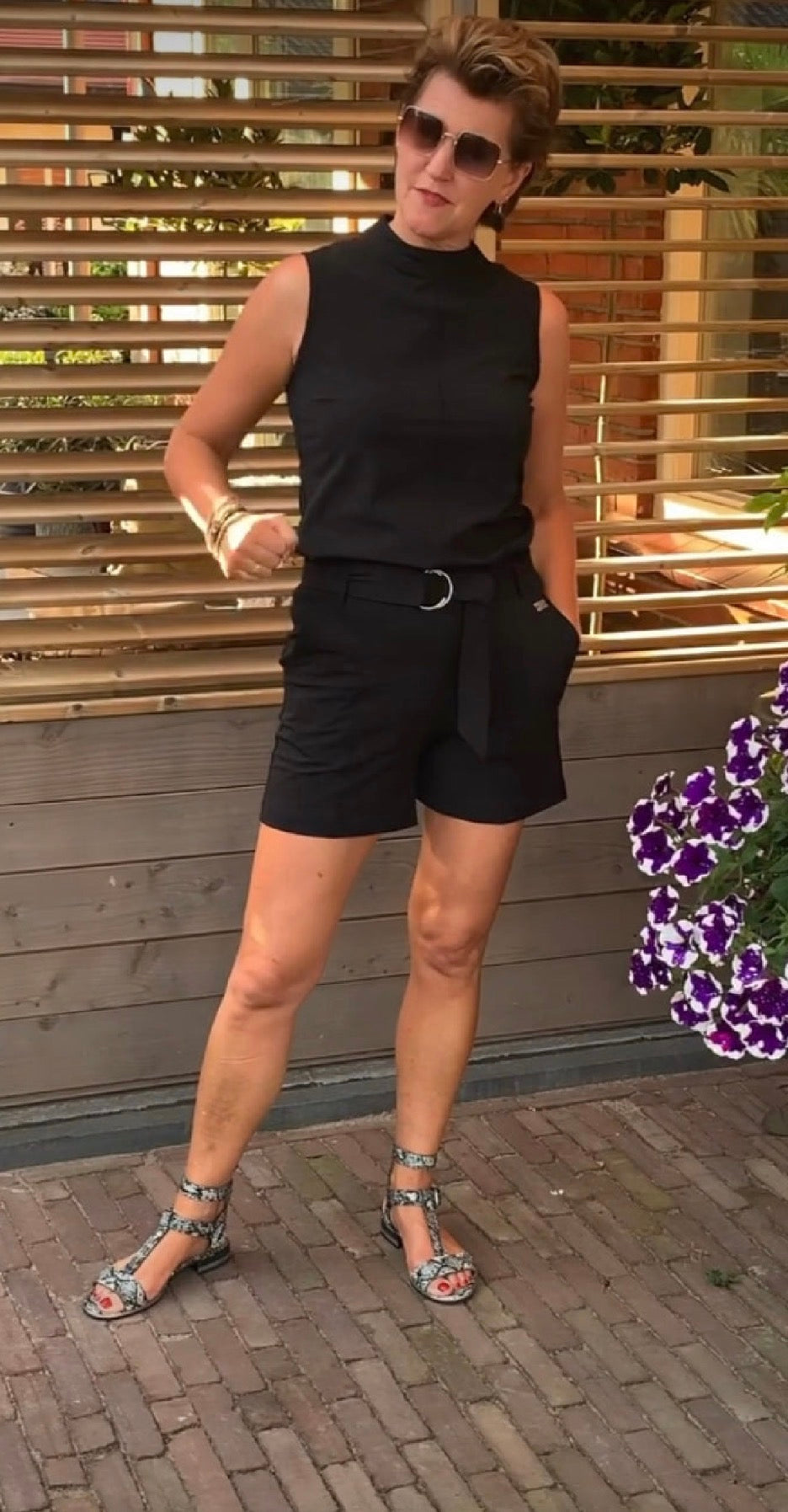 TQAmsterdam korte broek Roos black