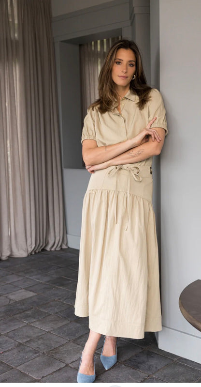 Ivy Beau rok Dayna kit